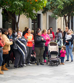 El Ayuntamiento  de Jerez acusa a las Hermanas de la Cruz de repartir comida sin control