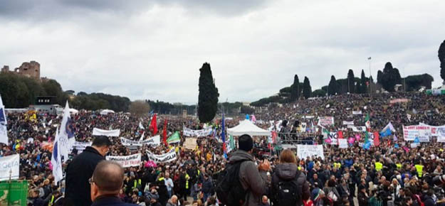 Dos millones de italianos defienden en Roma el matrimonio y la familia frente a la ley que quiere imponer la ideologa de gnero