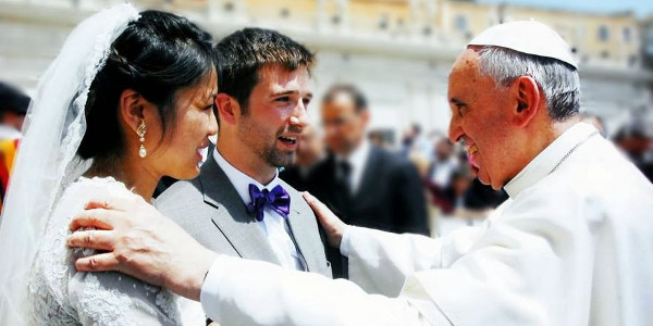 El Papa sobre los divorciados vueltos a casar: «Las puertas están abiertas,  pero no se