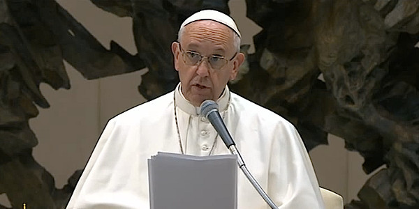 El Papa pide que la libertad económica no prevalezca sobre los derechos del hombre