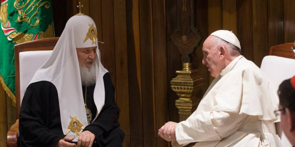 Encuentro histórico entre el Papa Francisco y el Patriarca Kiril 