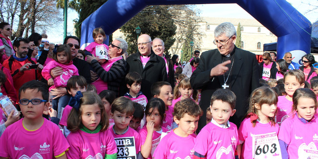 xito de participacin en la Primera Fiesta Solidaria por la Mujer y la Vida de Toledo