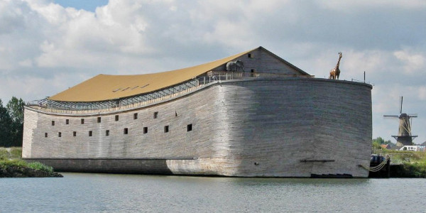 Un carpintero holandés construye una réplica exacta del Arca de Noé