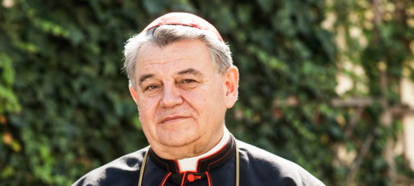 El Arzobispo de Praga entrega una carta a Xi Jinping pidiendo libertad religiosa en China