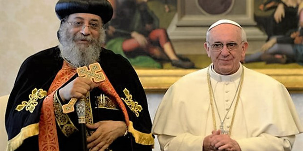 El Papa llama al patriarca copto para darle el psame por las vctimas del atentado del domingo