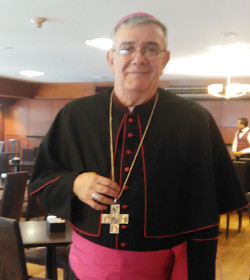 Mons. Alfredo Horacio Zecca: Hay cosas que no se pueden equiparar de ninguna manera a una familia