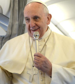 El Papa opina que no hay una guerra de religiones