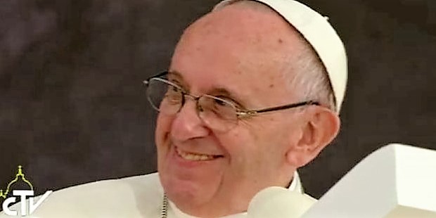 El Papa pide a Cristo ante los jóvenes: «Lánzanos a acompañar a los que no te conocen y decirles el porqué de mi fe»