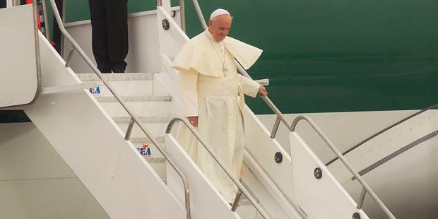El Papa Francisco llega a Polonia