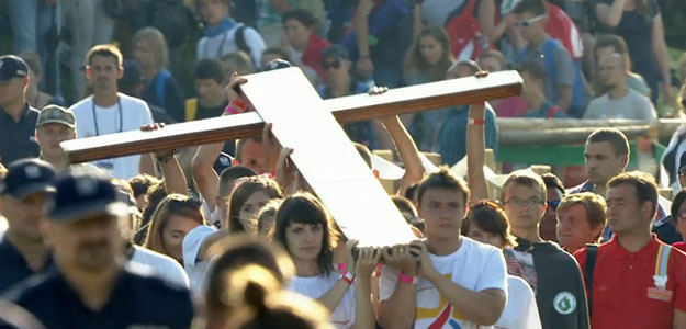 Papa Francisco: La va de la cruz es la nica que vence el pecado, el mal y la muerte