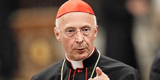 El cardenal Bagnasco permanece hospitalizado por Covid-19