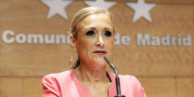 Cifuentes multa al director del colegio que critic la ley que impone la ideologa de gnero