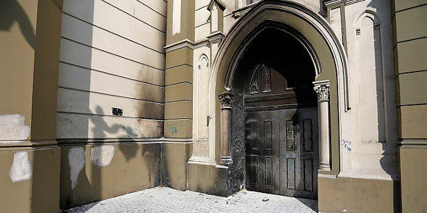 Vuelven a atacar la Iglesia de la Gratitud Nacional en Santiago de Chile