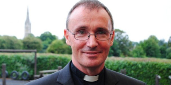 Nicholas Chamberlain se convierte en el primer obispo anglicano de Inglaterra en anunciar su homosexualidad