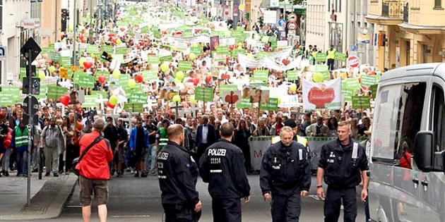 Miles de cristianos se manifiestan en Alemania y Suiza a favor del derecho a la vida