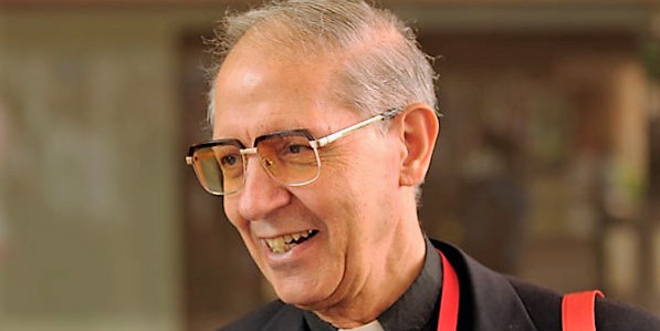 P. Adolfo Nicols SJ: La vida religiosa va bien