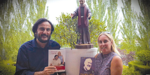 Jos M Zavala: Mi conversin lleg gracias a lo que mis padres rezaron