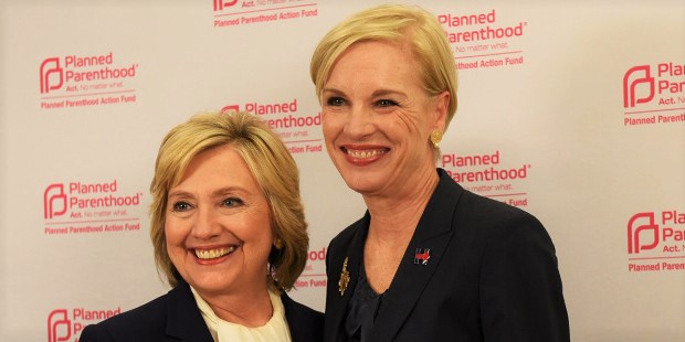 Planned Parenthood dona otros 30 millones de dólares para la campaña final de Hillary Clinton