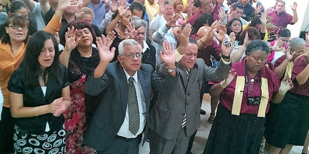 El voto de los cristianos evangélicos empieza a ser decisivo en Iberoamérica