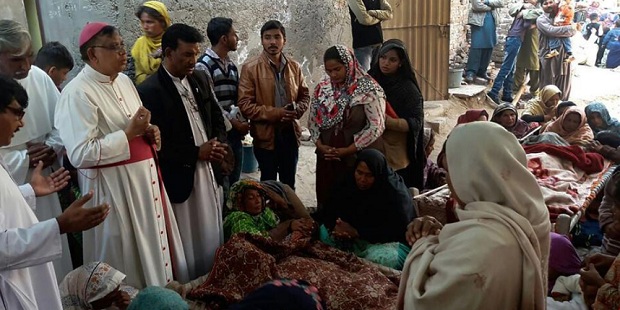 En Punjab suben a 49 las vctimas intoxicadas en Navidad por consumir alcohol ilegal