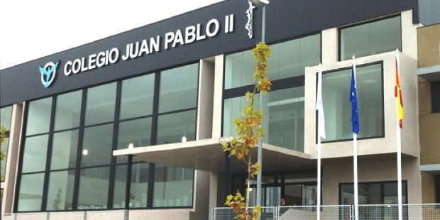 Se incrementa el acoso contra el colegio católico Juan Pablo II de Alcorcón