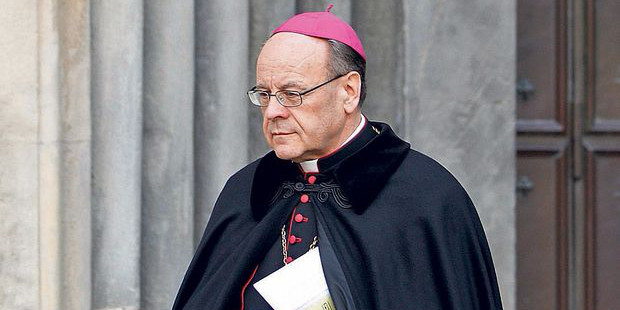 El obispo de Chur advierte que no se pueden dar los últimos sacramentos en caso de eutanasia
