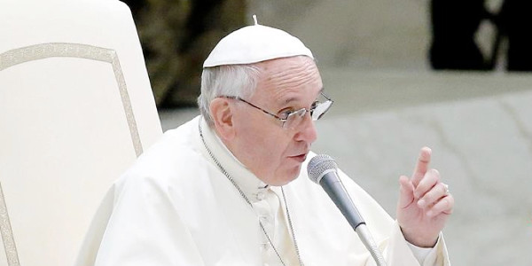 Francisco: Para hablar de esperanza con quien est desesperado es necesario unir su llanto al nuestro