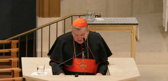 El cardenal Burke considera un escándalo que el Vaticano invite a un proabortista como Paul Ehrlich