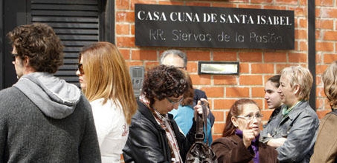 La Semana por la Vida en Valencia concluye con una conferencia sobre cuidados del beb 