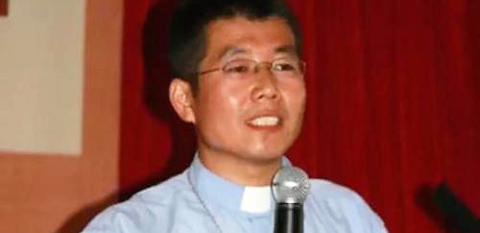 Proceso al P. Fei Jisheng: «Los jueces reconocen su inocencia, pero el tribunal quiere condenarlo»