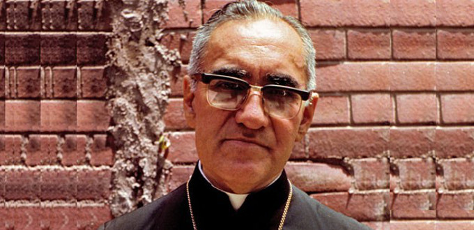 La Iglesia en el Salvador manda a Roma el expediente sobre un posible milagro del Beato scar Romero