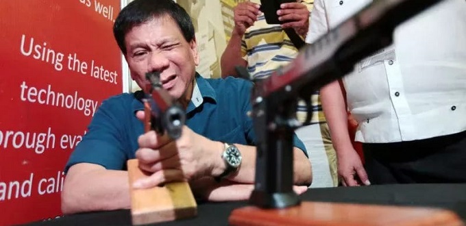 El presidente filipino Duterte acusado por crímenes de lesa humanidad