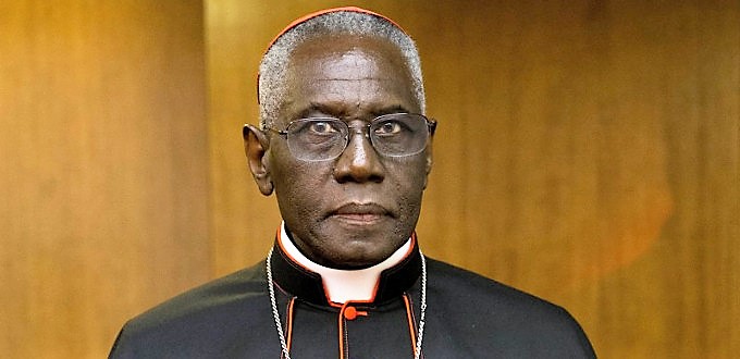 Cardenal Sarah: «Hoy hay un grave riesgo de fragmentación en la Iglesia»