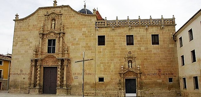 Profanan el Monasterio de la Santa Faz en Alicante
