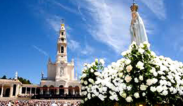 Ftima. Benedicto XV pide ayuda a la Virgen (1917); y Ella acude