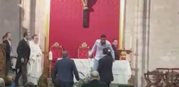 Joven marroqu interrumpe una boda en Valladolid al grito de Al es grande
