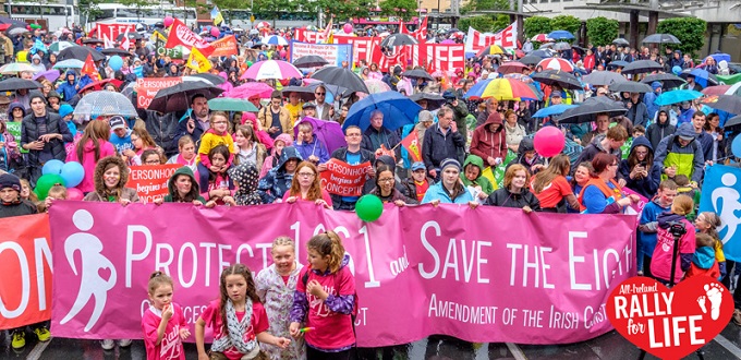 Irlanda saldrá a la calle para proteger la vida
