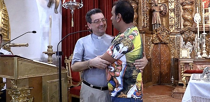 Mons. Zornoza confirma como Vicario de Ceuta al sacerdote dimitido tras el escándalo del ídolo hinduista