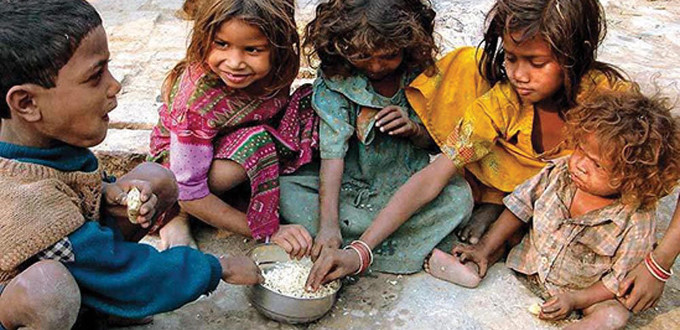Gallinas felices, y niños con hambre…