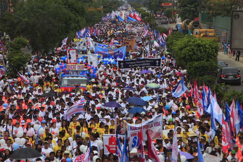 Per, marcha por la vida