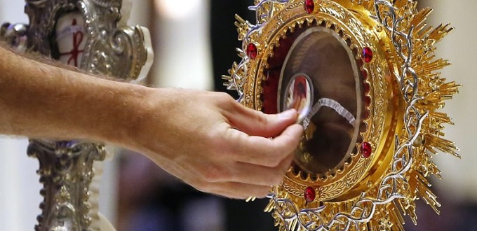 Más de 19.000 personas veneran reliquias del Padre Pío