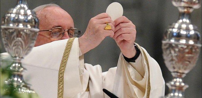 Papa Francisco: «La Misa, la Eucaristía es el momento privilegiado para estar con Jesús»