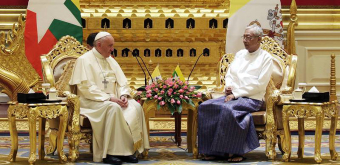 El Papa pide a las autoridades birmanas que respeten a todos los grupos étnicos