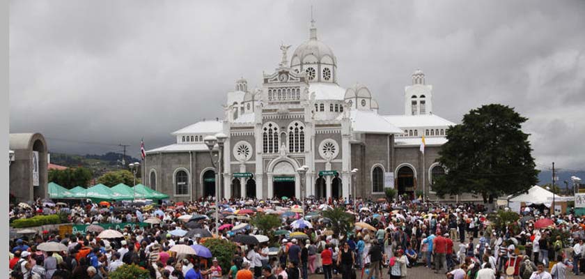 Iglesia católica de Costa Rica considera que Televisión pública «violó derechos» de los católicos al eliminar misas