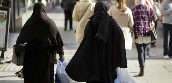 En las aulas islmicas en Londres se ensea que se puede pegar a las mujeres