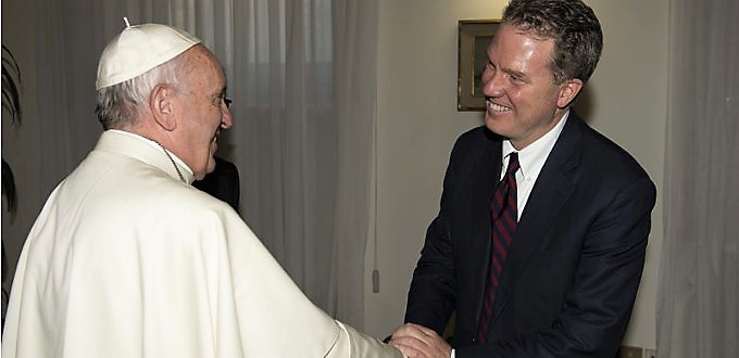 El portavoz de la Santa Sede asegura que el Papa está al tanto de lo que hacen sus colaboradores en China