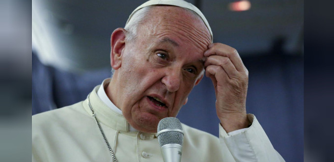 El Papa defiende de nuevo la inocencia del obispo Barros pero pide disculpas por sus palabras en Chile