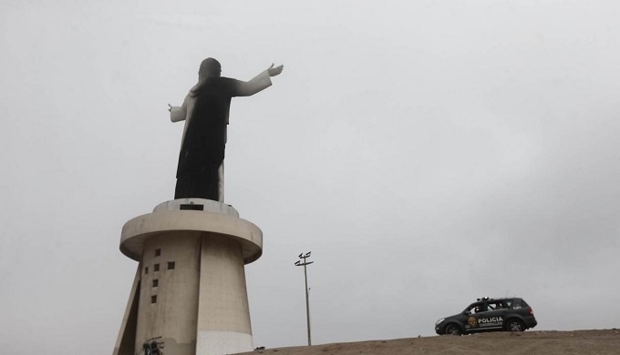 Cristo del pacfico quemado