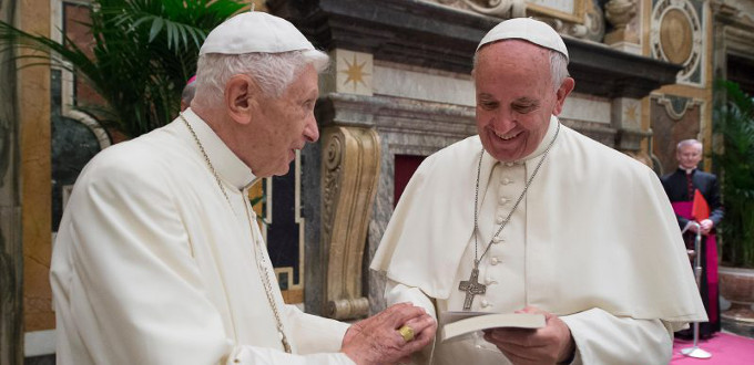 Texto completo de la carta de Benedicto XVI a Mons. Vigano sobre una obra acerca de Francisco que no ha ledo