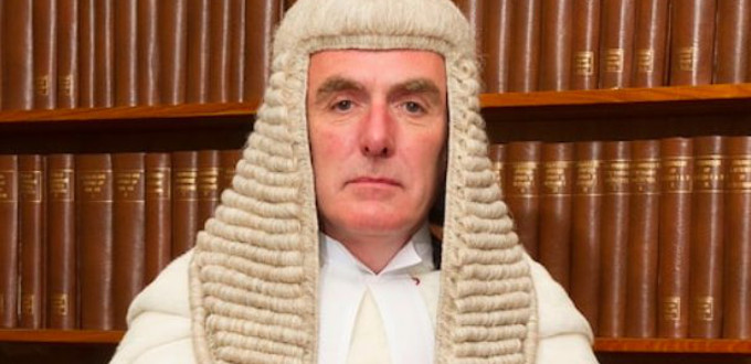El juez que ha sentenciado a Alfie Evans pertenece al lobby LGTBI